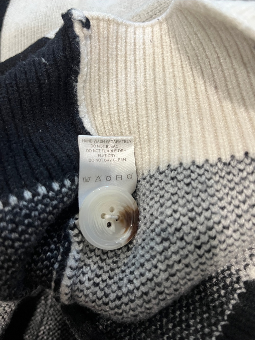 Dressed In Lala Love You Cardigan Sweater Checkerboard white Black S / M - Picture 8 of 8